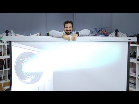 On the wall or on the projector screen? Here's the difference!