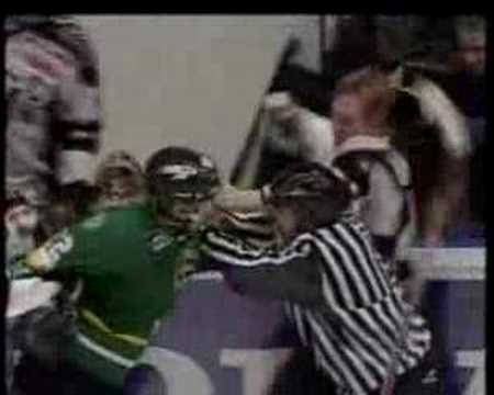 Mer Daniel Rahimi vs. Sebastian Sjösten - GRiSHoCKEY