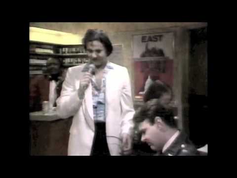 Bill Murray sings the Theme from M*A*S*H