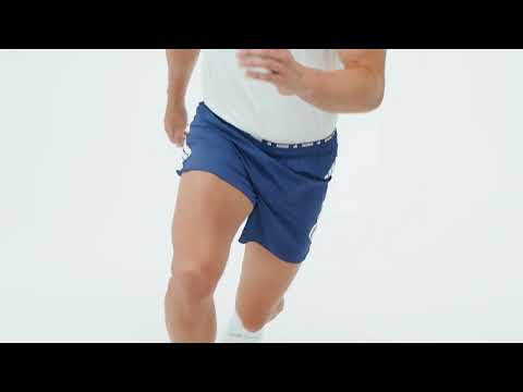 Urmăriți videoclipul