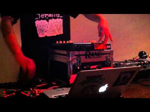 Rejoicer (Live) @ Raw Tapes Sounds// Atlas Pancakes , Berlin