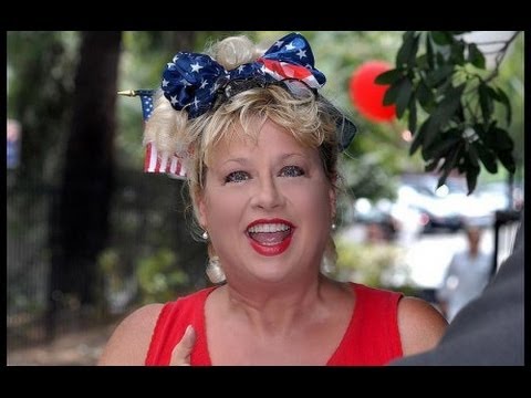 Insane SNL Alum Victoria Jackson Runs for Office