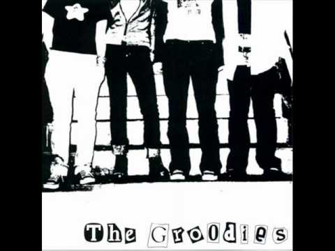The Groodies - Car Crash