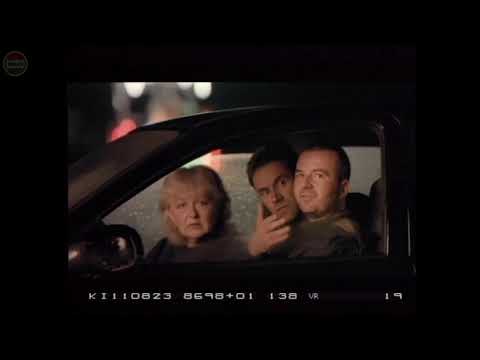 ÜVEGTIGRIS | KIMARADT JELENETEK