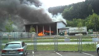 preview picture of video 'Brand bei Remondis in Freudenberg am 14.06.2011'