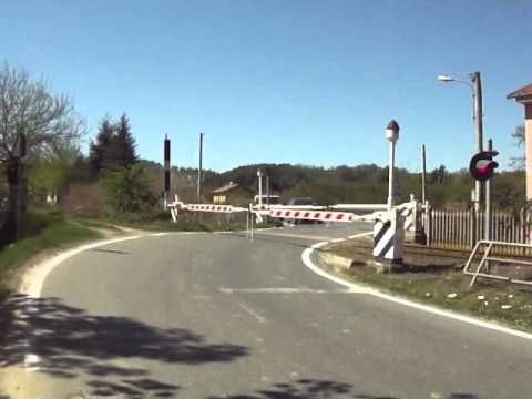 Passaggio a livello Castelnuovo Belbo (AT) - diretta con Raffy