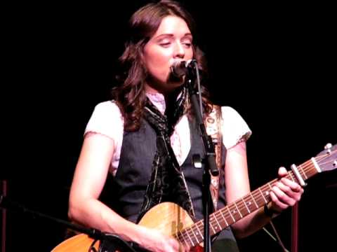 Brandi Carlile - The Story (w/ the Seattle Symphony)