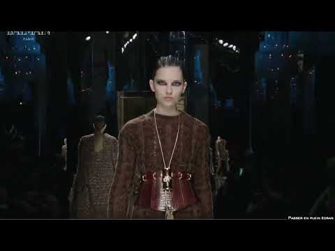 Balmain women's autumn winter 2017-18 fashion show