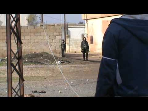 قصف عناصر كتيبة شباب الإسلام أثناء اقتحام حاجز قرية معان في ريف حماة