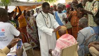 Burkina Faso : un père imam et son fils prêtre réconciliés après 30 ans  de séparation