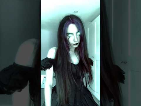 EL OSCURO SECRETO DE LINA DRESS TO IMPRESS ROBLOX