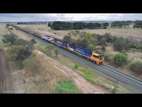 4PM4 Freight Train With Steel Wagons & Shipping Containers (24/7/2022) - PoathTV Australian Railway
