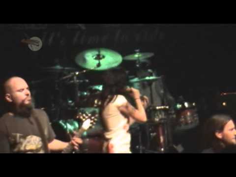 Acid Drinkers@Ucho feat. Ania Brachaczek - Love Shack