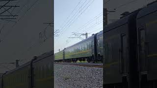 Download lagu Single Train #train #trainviews mp3