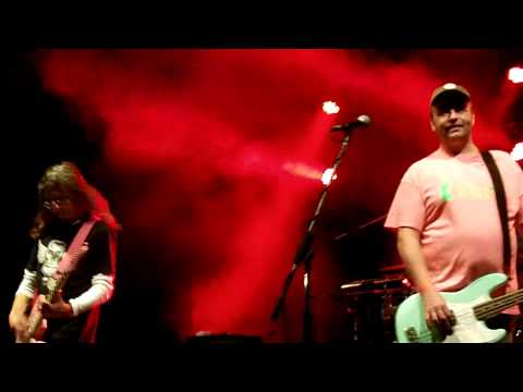 Alkehol - Na slamníku (LIVE)