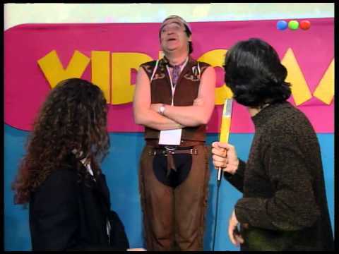 Valeria with Elio from Grupo Montana (part 1) - Videomatch 1997