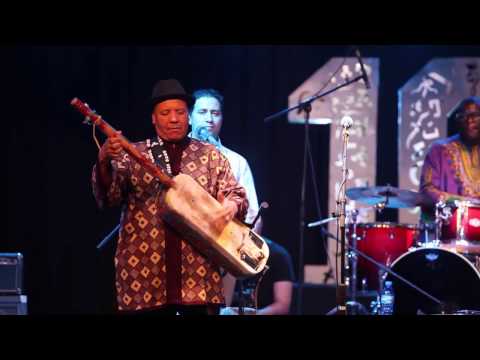 Bania/majid bekkas "Back to the roots "