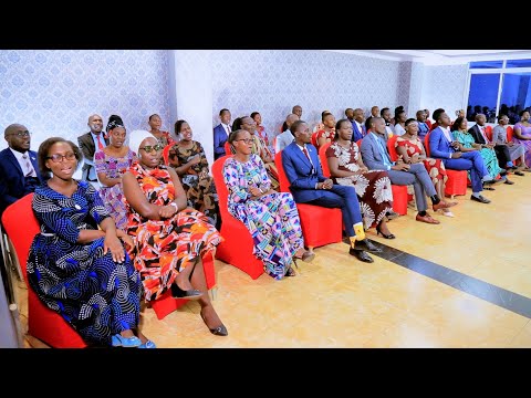 SIKIENI HABARI {NI NANI} - CHRIST ADORATION MINISTERS {OFFICIAL VIDEO} KINGS STUDIOZ