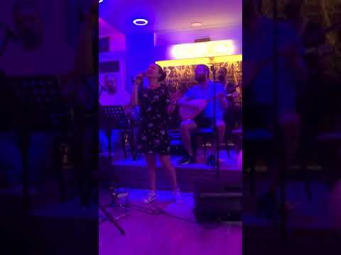 (Aysel Sarıkaya Yanar  ağlarım)