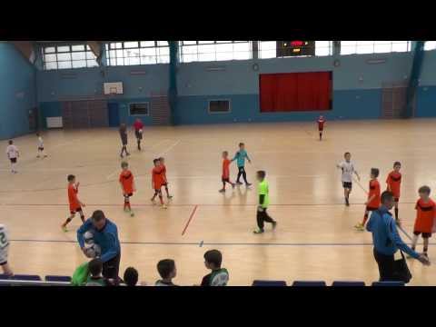 23.02.2014  Halowy Turniej , LKS Orlęta Radzyń II - Amplus Łuków  1-0  21300r