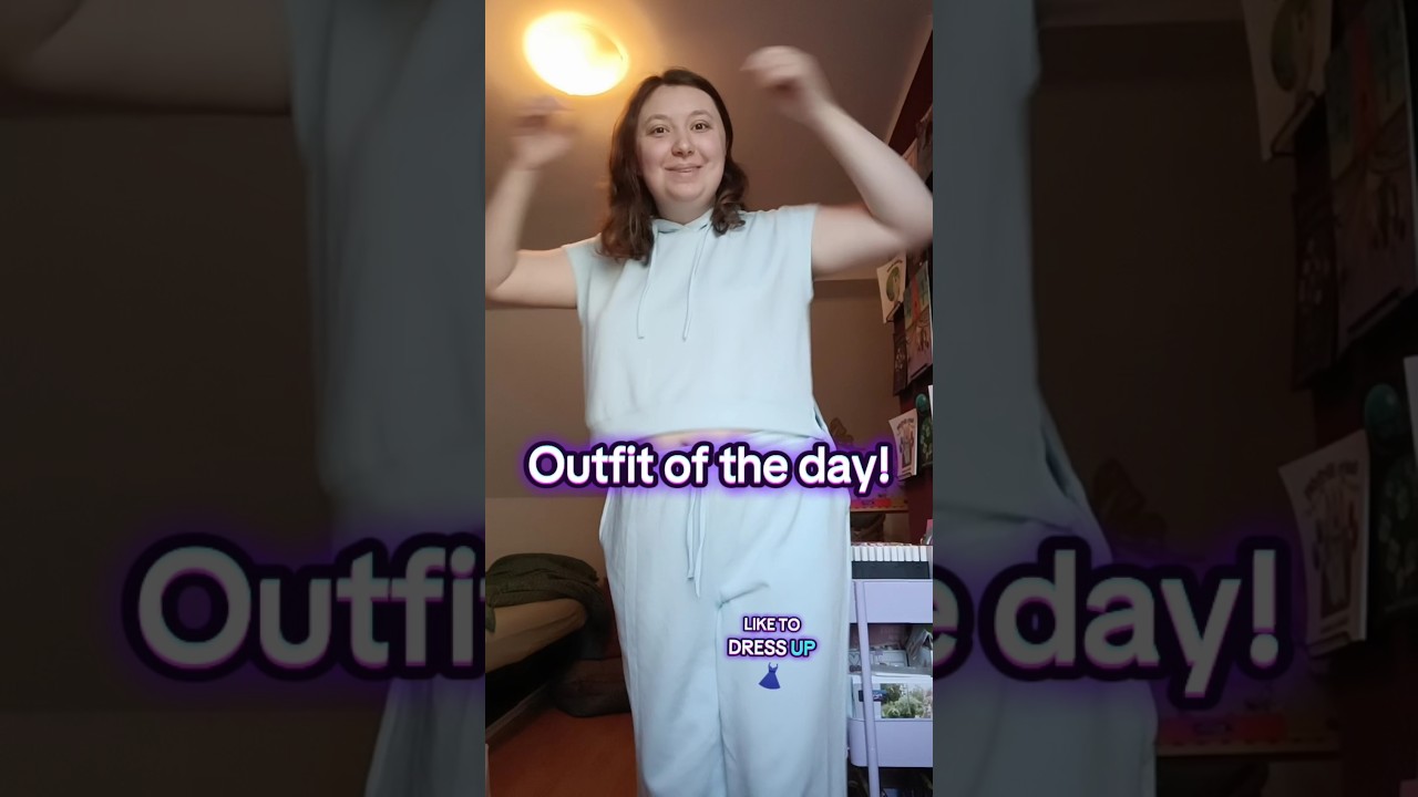 Outfit of the day!❤️#actullyautsitic #outfit #outfitoftheday #happiness #smallbusinesseurope