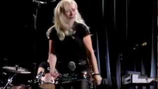 Blondie Debbie Harry sings &quot;Relax&quot; and &quot;Heart of Glass&quot;