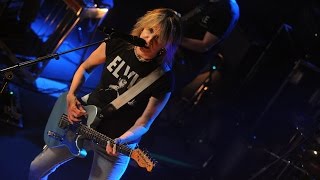 The Pretenders - Holy Commotion