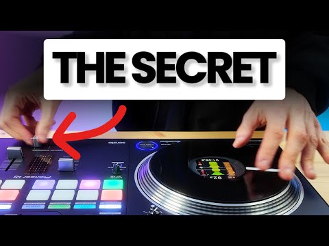 How to Scratch in Your Club DJ Sets (The Right Way)