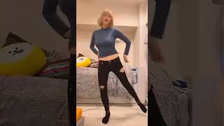 ♯89　tiktok～ご自慢の巨乳を縦横無尽に振り回す