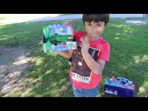 PJ MASKS TOYS HUNTING!