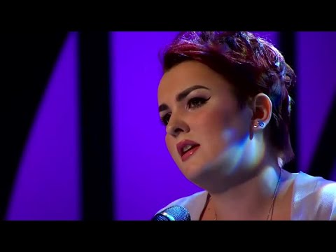 Bronwen Lewis | Ti a Fi