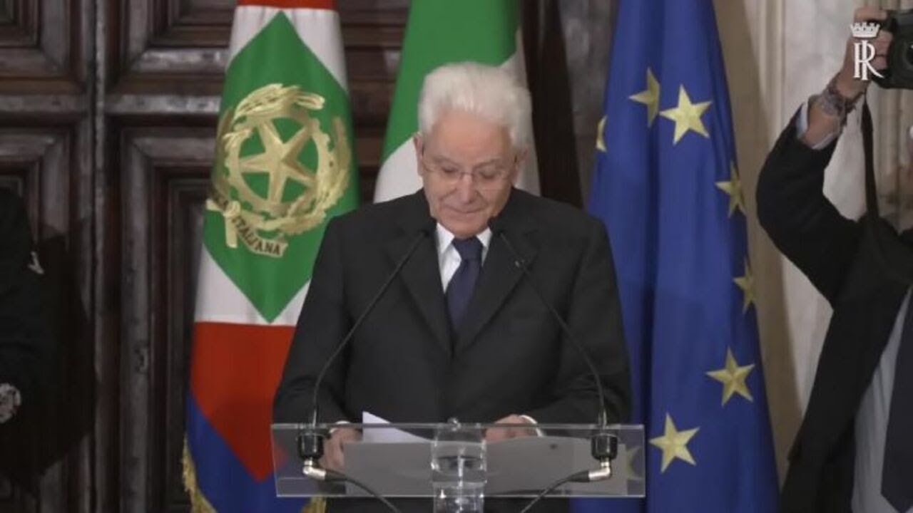 Mattarella: Minacciare l'arma nucleare è un crimine contro l'umanità