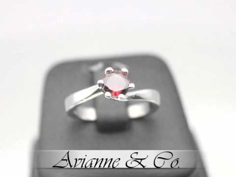 18K White Gold Solitaire Garnet Engagement Ring 0.93 Ctw