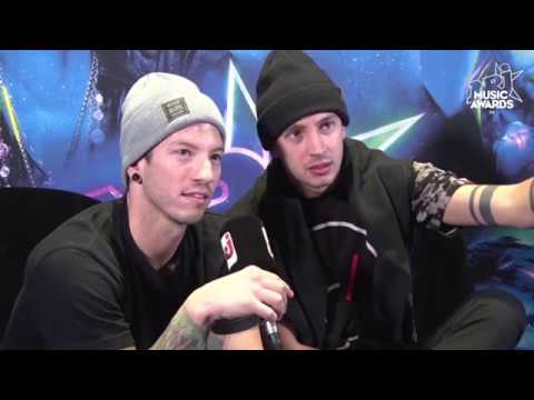 twenty one pilots: NRJ Awards Interview [11/12/16]