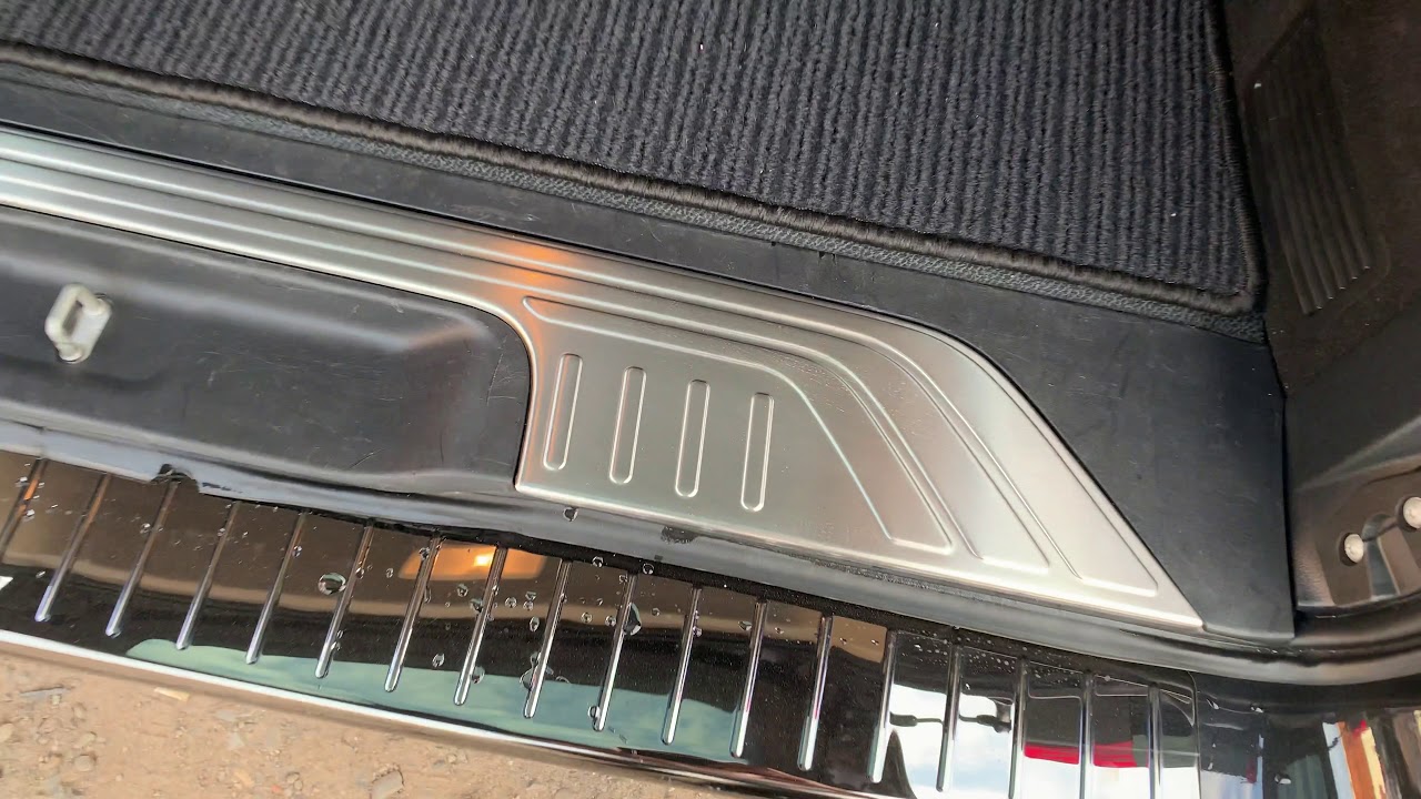 Накладка на порог багажника нержавейка Video 1