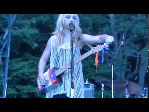 SAMANTHA FISH-BRIGGS FARM 2014