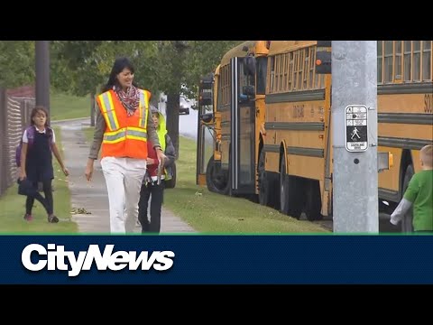 School bus driver shortage sees thousands of Alberta students missing valuable class time