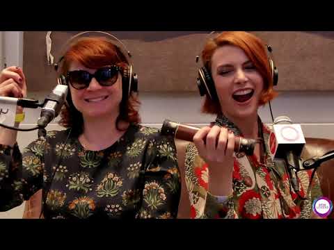 NOUVELLE VAGUE 'Ever Fallen In Love' (acústic Indie Lovers, L'Estudi de l'Apolo)