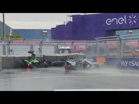 2022 Formula E NYC E-Prix R11 - HUGE CRASH