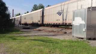 preview picture of video 'Amtrak Auto Train Passing Through Glen Allen, VA'