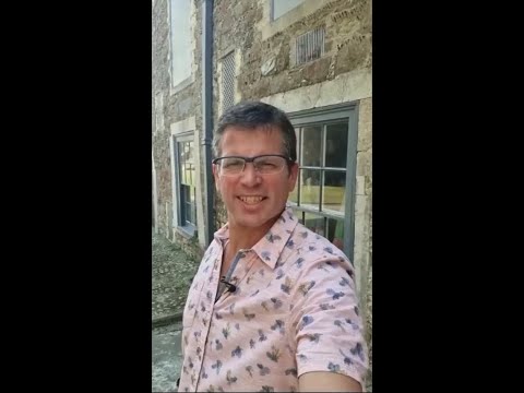 Why did Henry II build the great keep at Dover Castle?