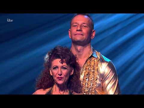 Suzanne Is Saved From The Save Me Skate - Dancing On Ice