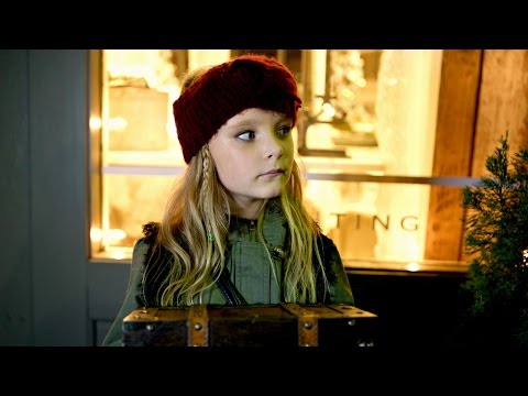 Do You Hear What I Hear #LIGHTtheWORLD | The Five Strings