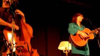 Suzy Bogguss -  Live - Somewhere Between