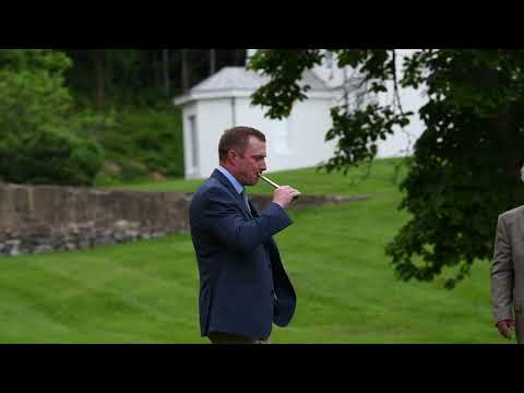 Ashley Hubbard  2022 Horn Blowing Championship Champion