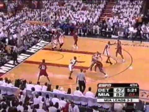 Jason Williams Hits 10 Consecutive Shots, Leads Heat to Finals