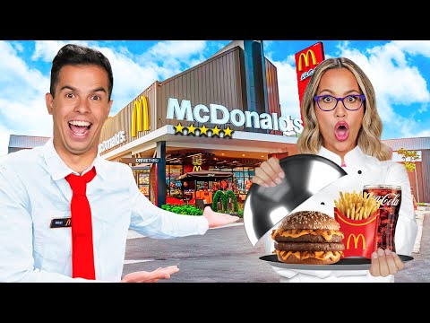 NÓS ABRIMOS UM MCDONALD'S 5 ESTRELAS! - LUXO EXTREMO!