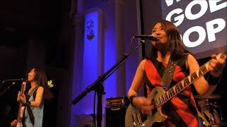 Shonen Knife - Cruel to be kind (Wales Goes Pop 2018)