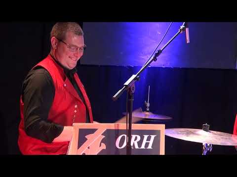 DER LIEBLINGSTROMMLER  de Franz BUMMERL