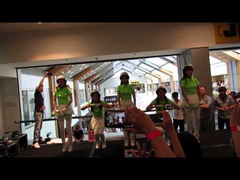 [FANCAM by Kelvin] Crayon Pop - Bar Bar Bar @ Westfield Chatswood